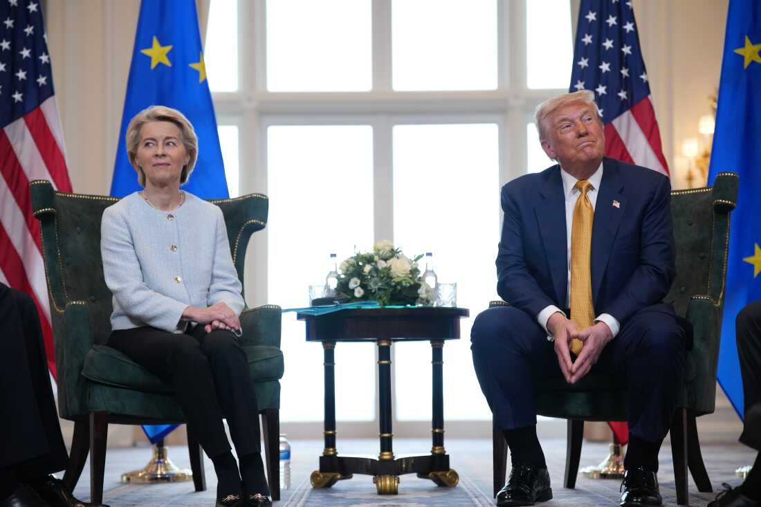 欧盟委员会主席Ursula von der Leyen于2025年7月27日在苏格兰Turnberry的特朗普Turmberry高尔夫俱乐部与特朗普总统会面。