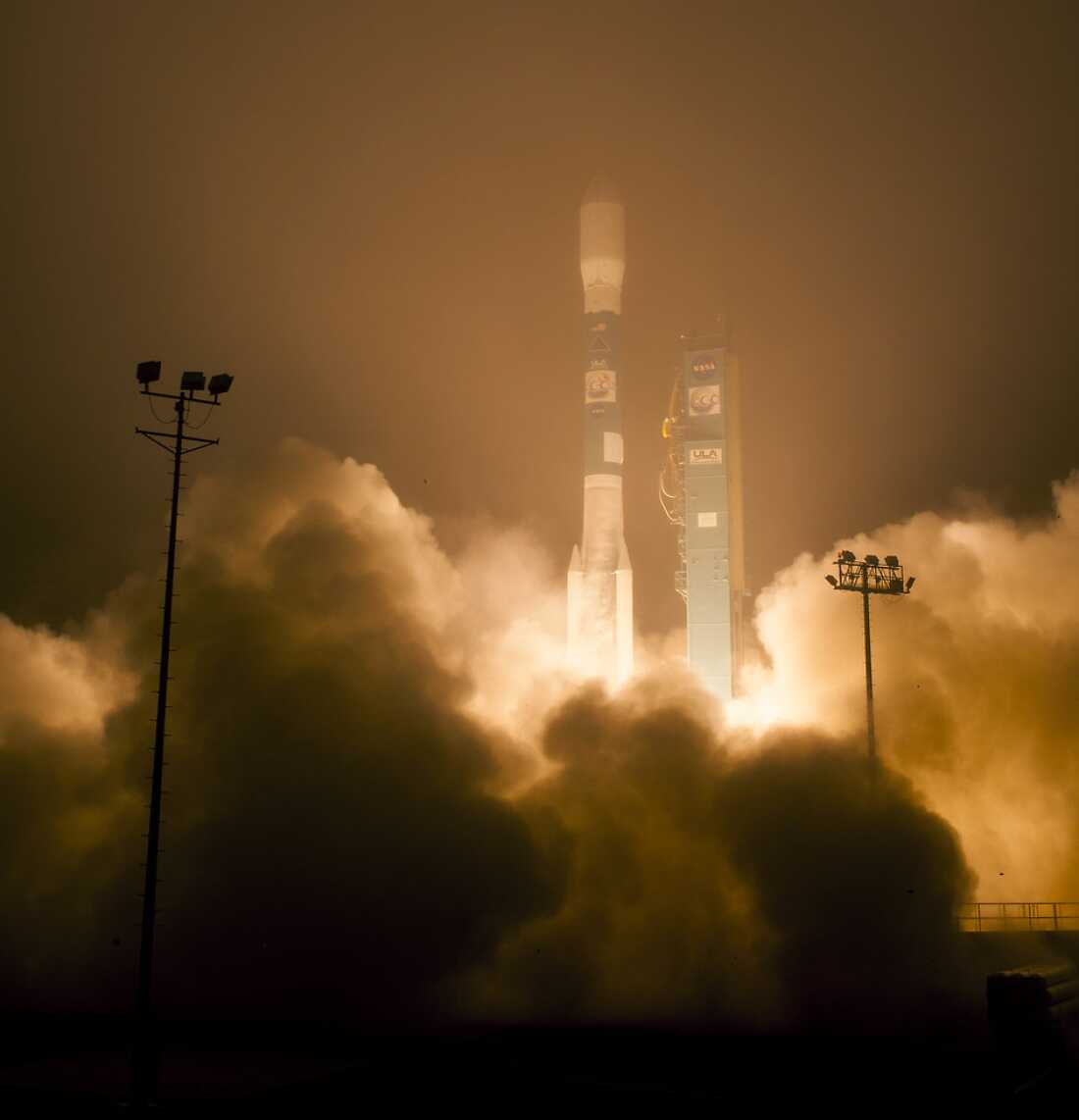 火箭发射，载有轨道碳天文台2（OCO-2）卫星，于2014年7月2日在加利福尼亚的范登伯格空军基地。