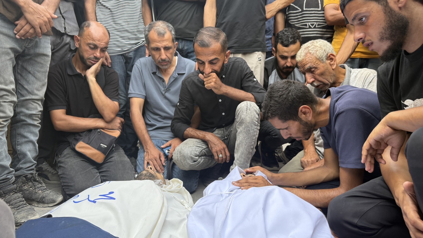 以色列空袭杀死半岛电视台的Anas al-Sharif在加沙：NPR