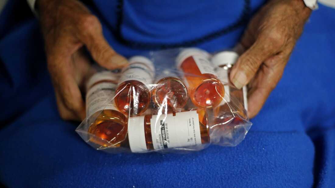 HEAT对数百万美国人服用药物从高血压到抗抑郁药的问题构成了额外的风险。