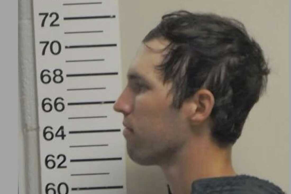 被指控的射手逮捕了22岁的泰勒·罗宾逊（Tyler Robinson），几乎没有为他的行为而平息辩论。