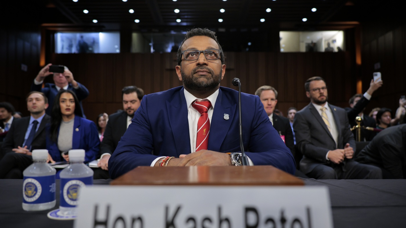 联邦调查局局长帕特尔（Patel）在参议院听证会上捍卫了他的领导