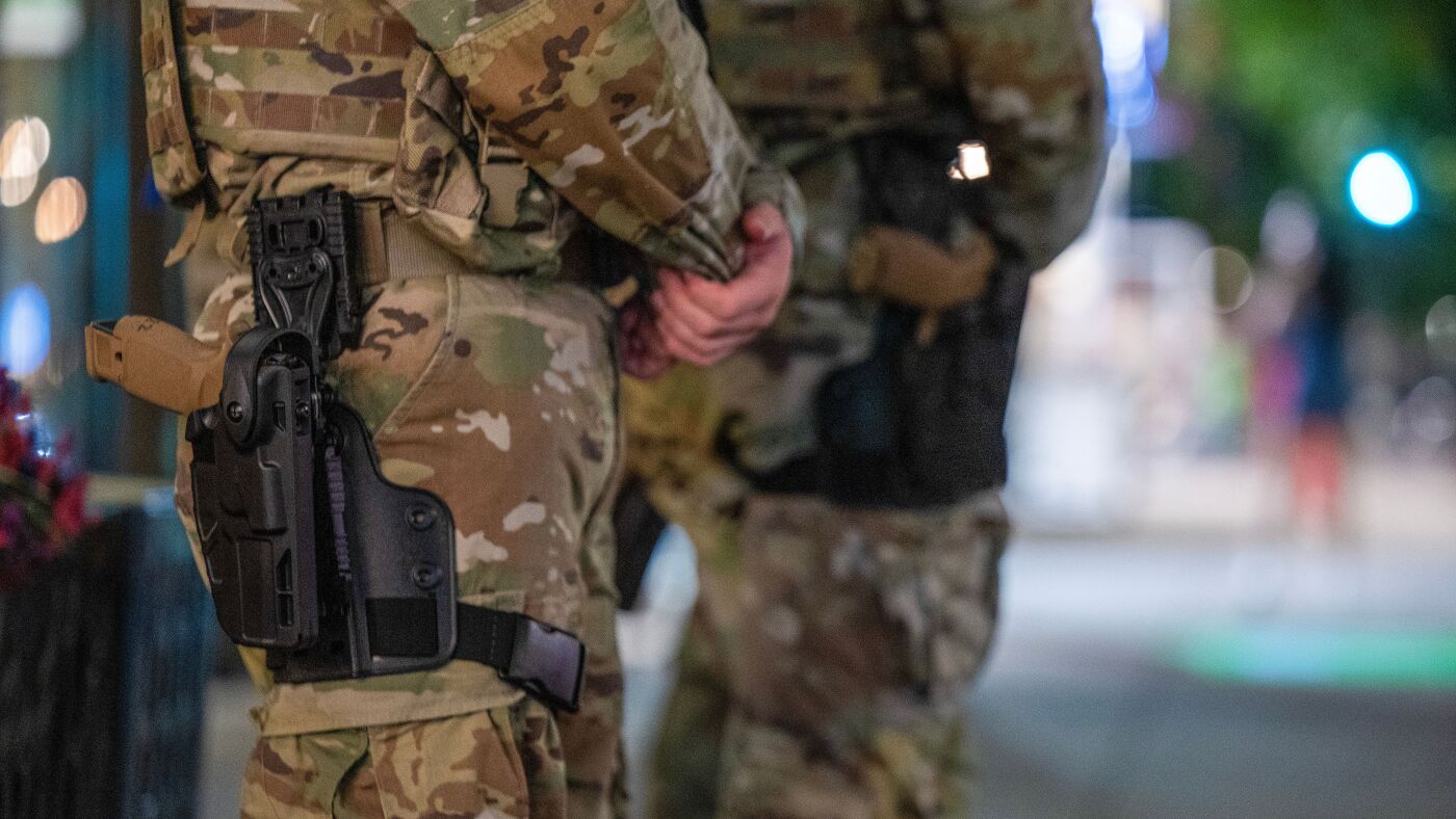 国民警卫队部署；五角大楼新闻政策：NPR