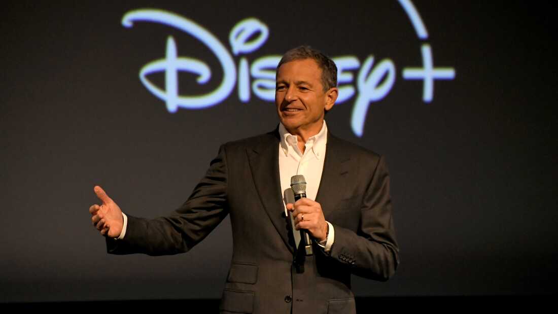 在 11 月 13 日的财报电话会议上，迪士尼首席执行​​官鲍勃·艾格 (Bob Iger) 暗示将与人工智能公司合作，在 Disney+ 上创建用户生成的内容，以增加与订阅者的互动。