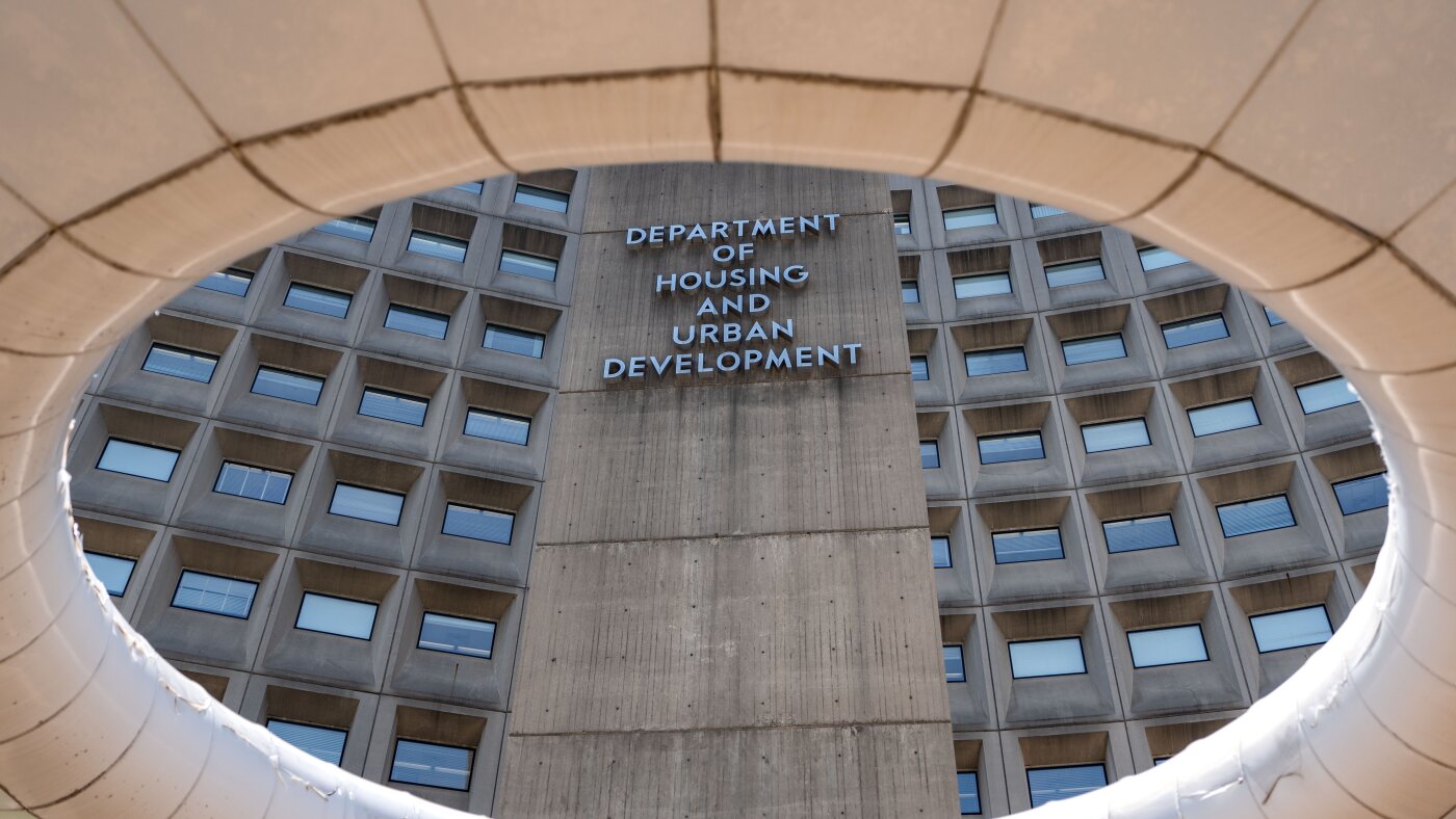 HUD 规则可能会将无证移民家庭赶出家园
