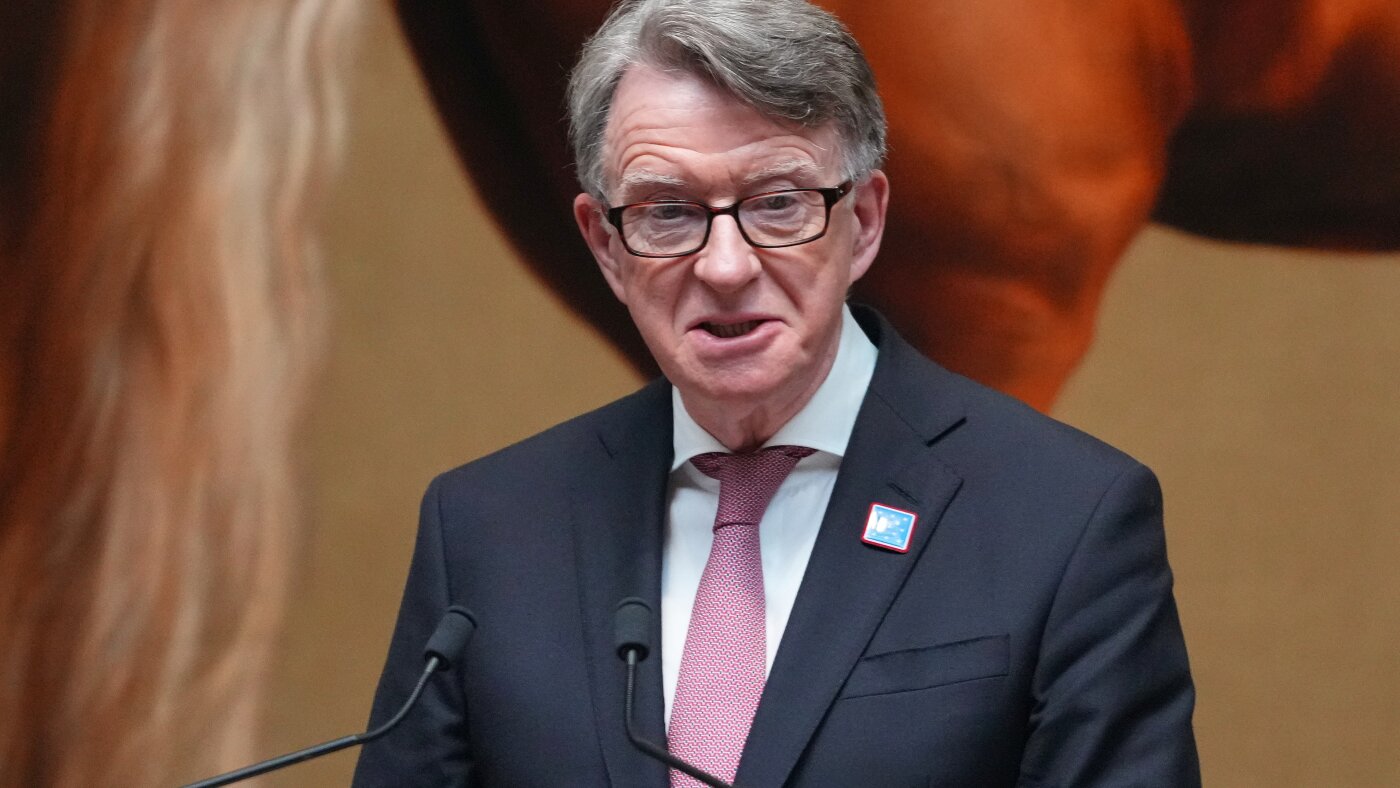 爱泼斯坦的文件影响了欧洲的精英人物，而美国的清算却很平静