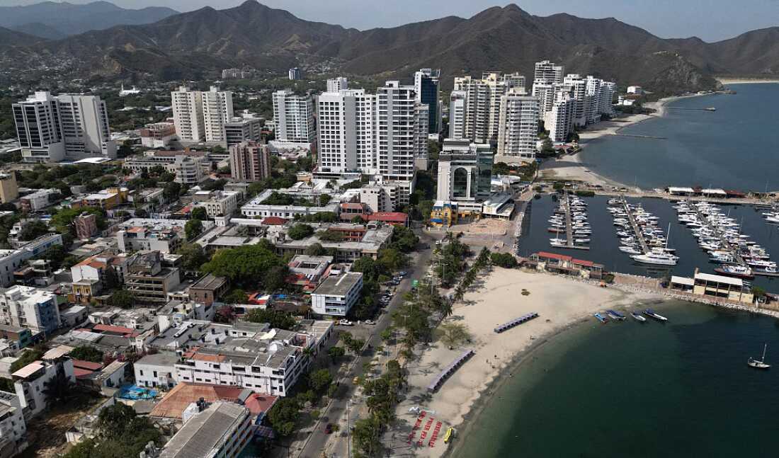 为期两天的高层会谈在哥伦比亚沿海城市圣玛尔塔举行。