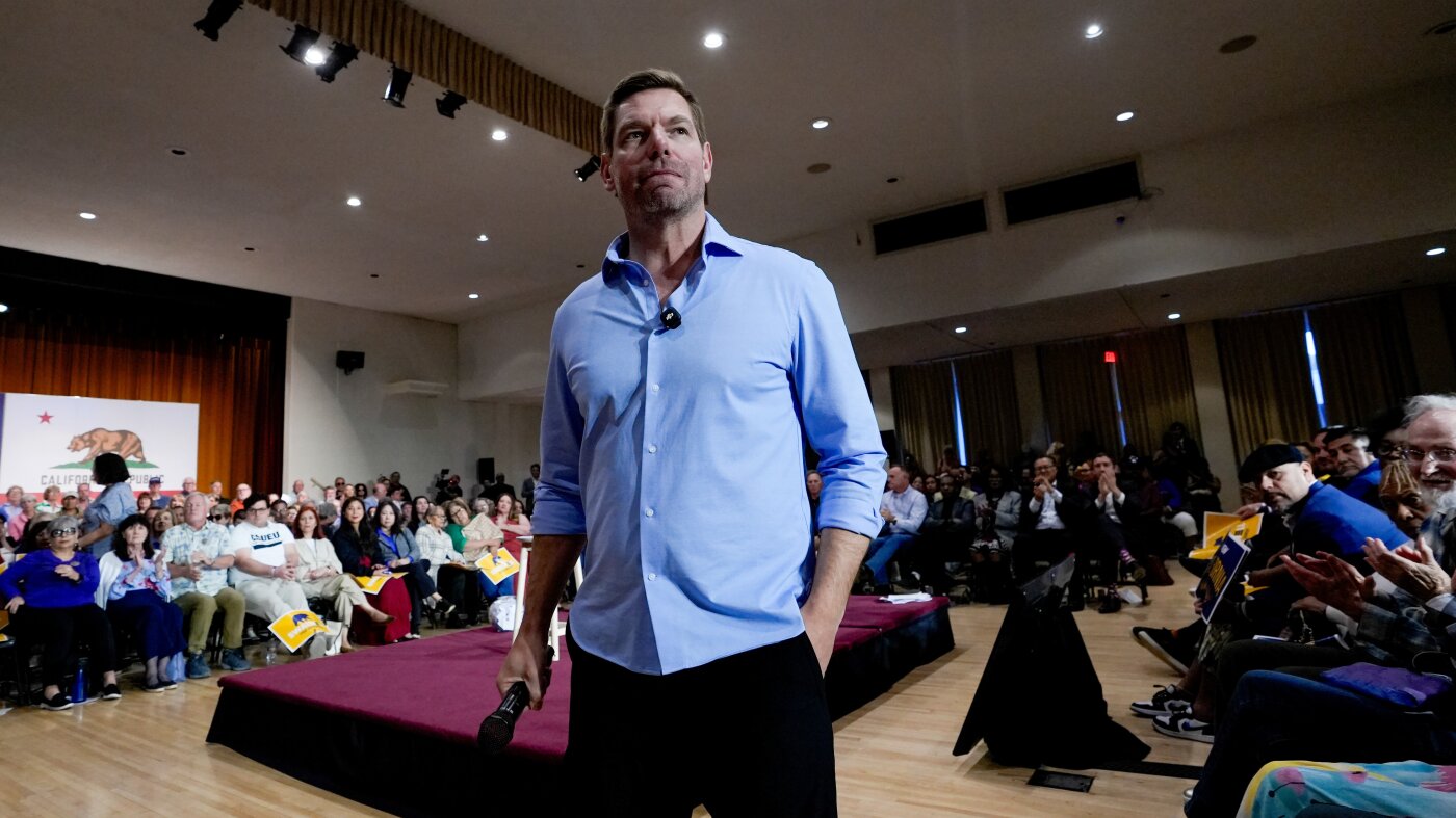 埃里克·斯瓦尔韦尔 (Eric Swalwell) 的倒台是如何由在线组织的女性网络造成的