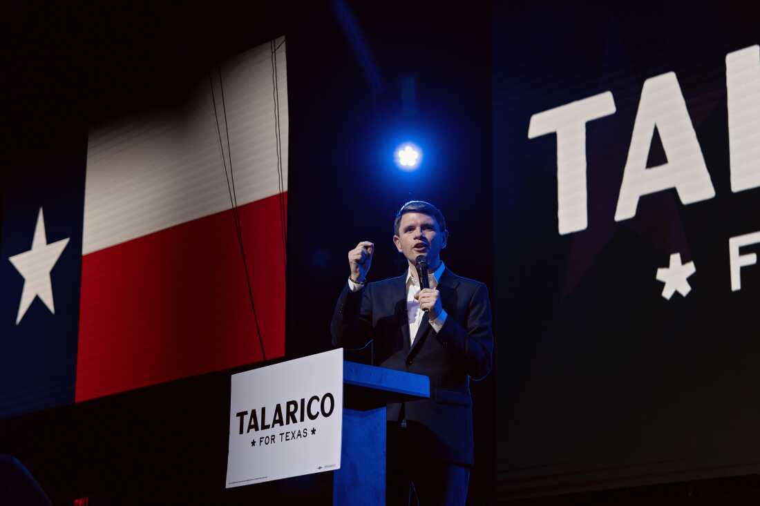 德克萨斯州民主党参议院候选人詹姆斯·塔拉里科 (James Talarico) 于 3 月 2 日在德克萨斯州休斯顿举行的竞选集会上发表讲话。