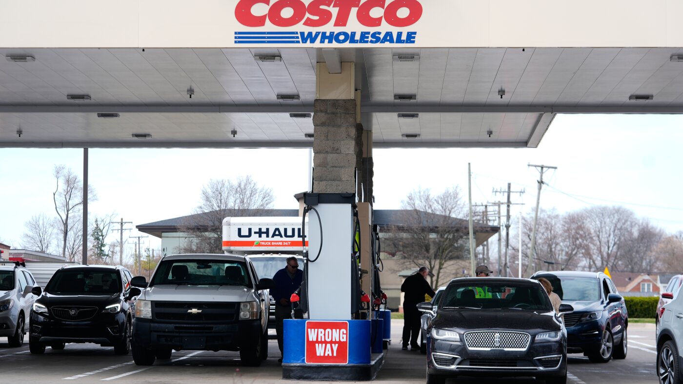 Costco 和 Walmart 表示，以下是我们应对高油价的方法