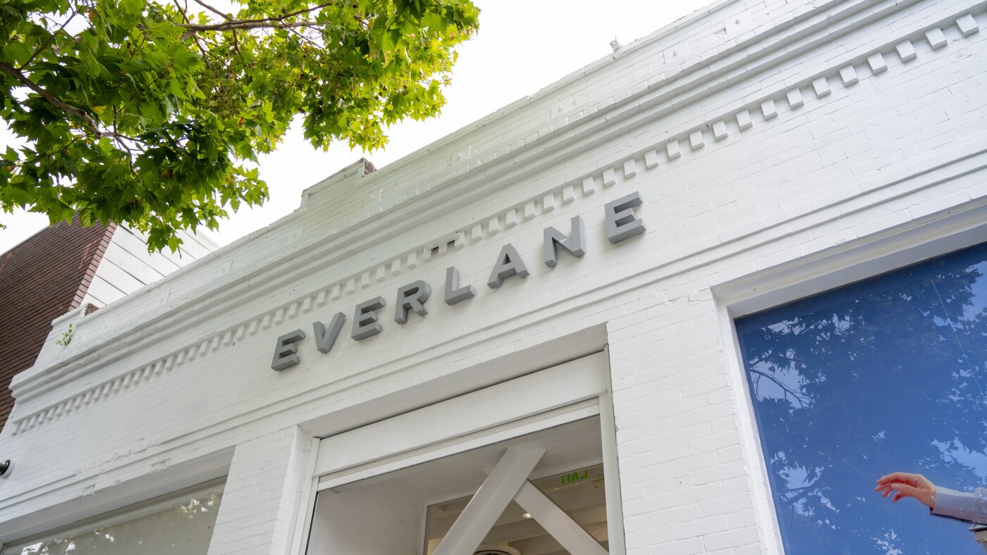 Shein 收购了 Everlane，后者向千禧一代传达了道德、实惠的奢侈品的梦想