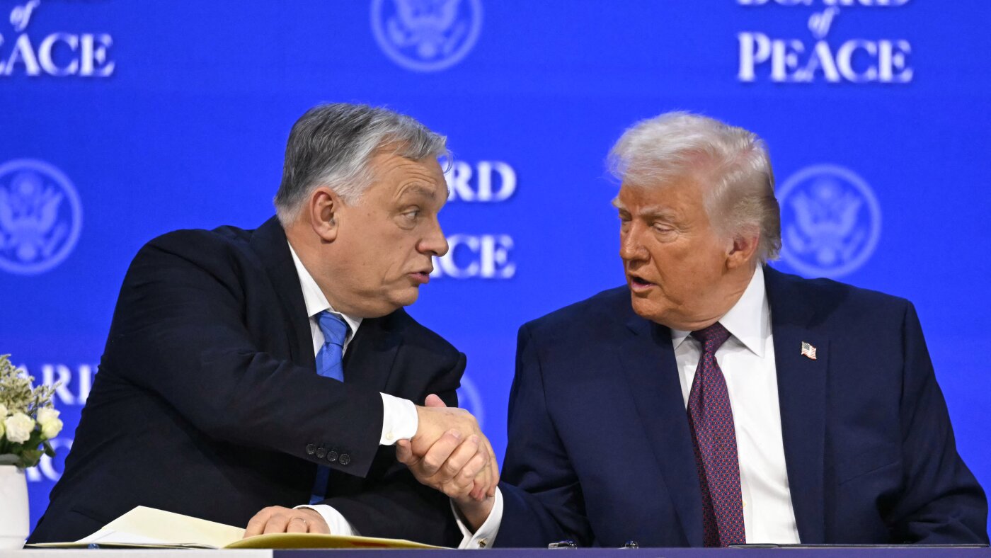 美国是否正在陷入“竞争性威权主义”？ ： 美国国家公共电台