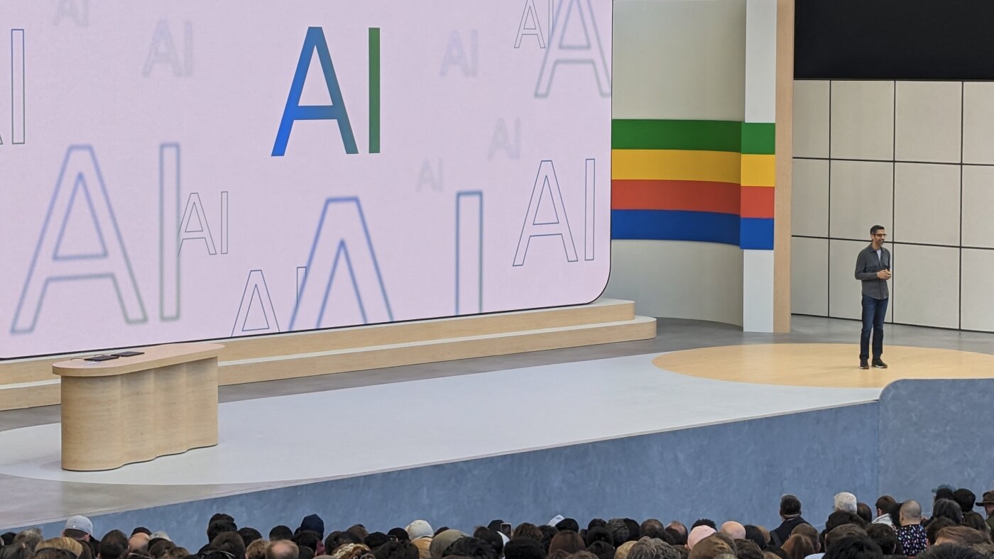 问 AI 还是直接 Google 一下？谷歌对一个小搜索框做出了重大改变