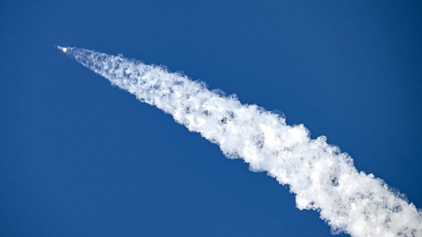 SpaceX 首次公开募股创造了有史以来规模最大的历史。首日股价上涨19%