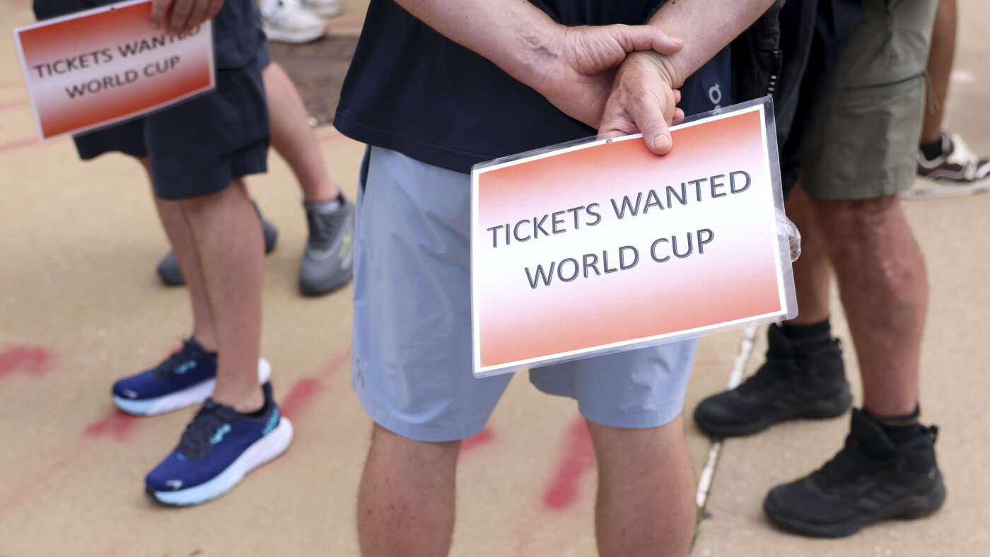 世界杯转售门票丢失后 StubHub 指责国际足联：NPR