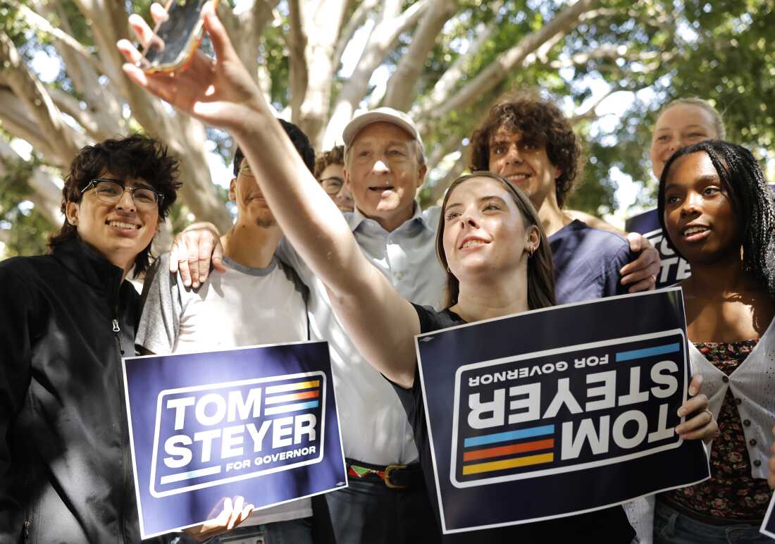 汤姆·斯泰尔（Tom Steyer）在竞选加州州长失败时试图与政治影响者合作。最终未能晋级大选